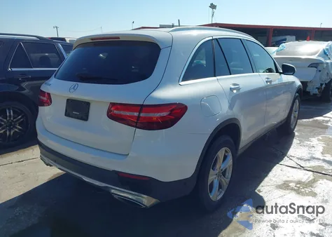 2018 Mercedes-Benz Glc 300 z USA, uszkodzony, nr VIN WDC0G4JBXJV040071
